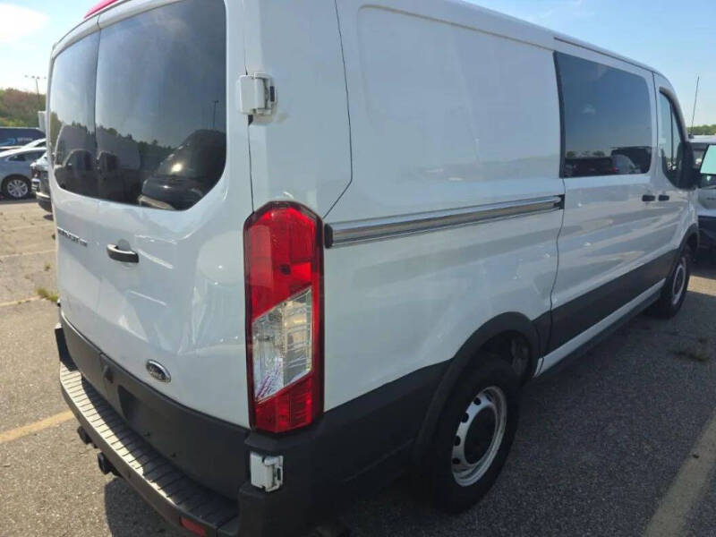 2022 Ford Transit