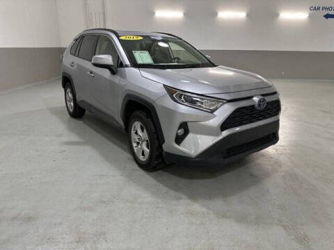 2019 Toyota RAV4 Hybrid XLE