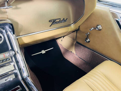 1965 Ford Thunderbird