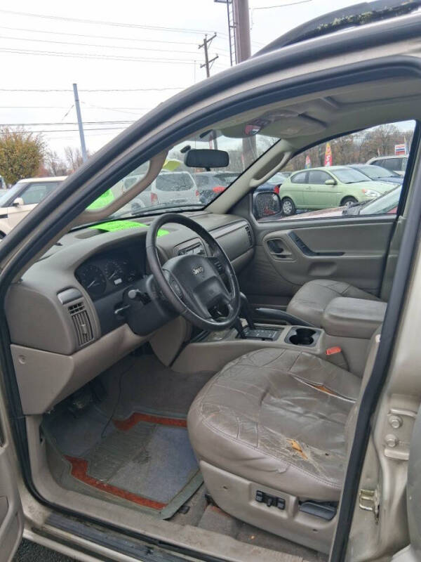 2004 Jeep Grand Cherokee Laredo