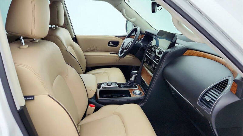 2024 Nissan Armada SL