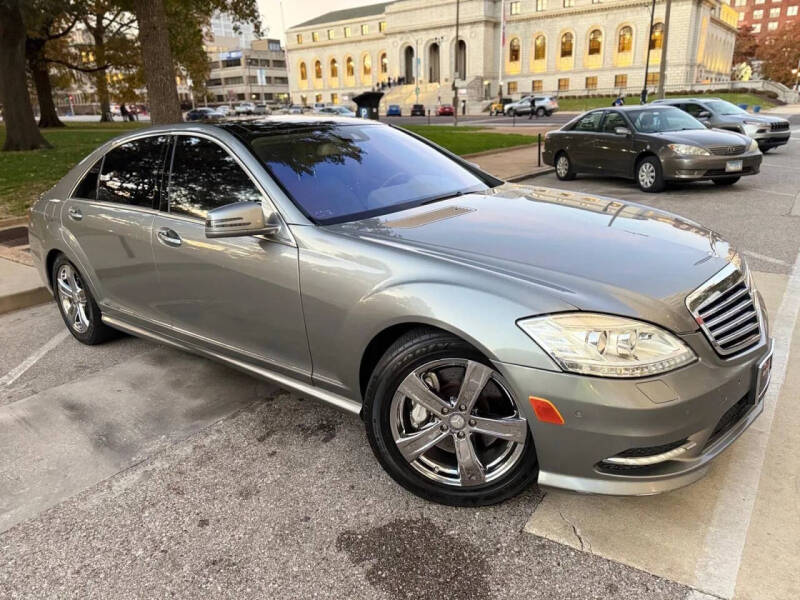 2010 Mercedes-Benz S-Class S 550