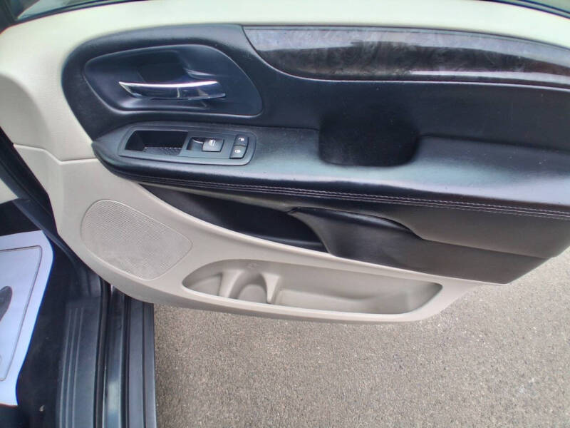 2014 Dodge Grand Caravan SE