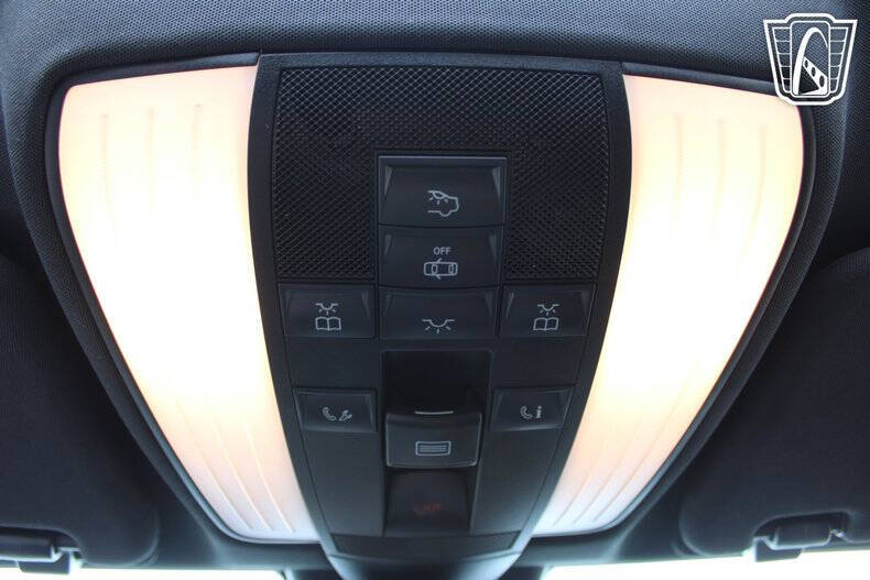 2010 Mercedes-Benz E-Class