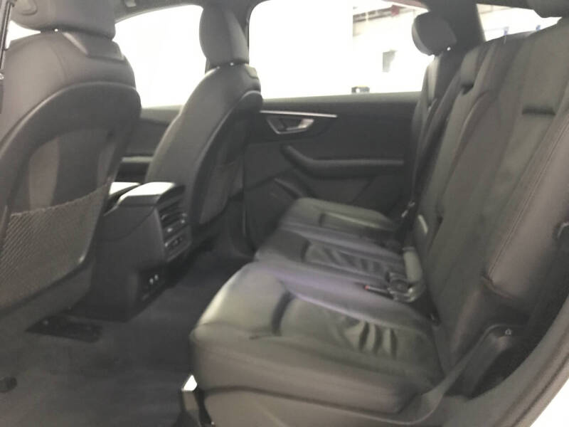 2022 Audi Q7 quattro Premium 45 TFSI