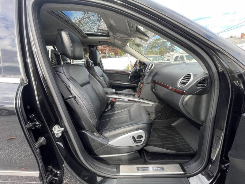 2011 Mercedes-Benz GL-Class GL 550 4MATIC