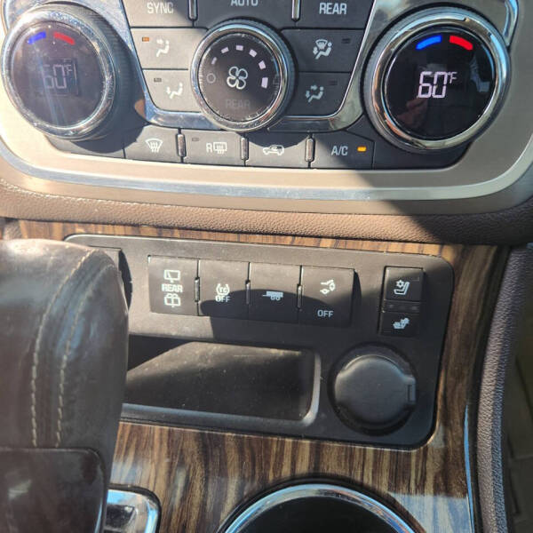 2014 GMC Acadia Denali