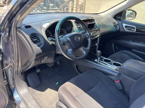 2014 Nissan Pathfinder S