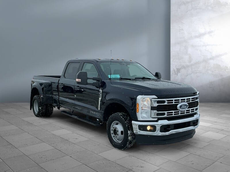 2025 Ford F-350 Super Duty XLT