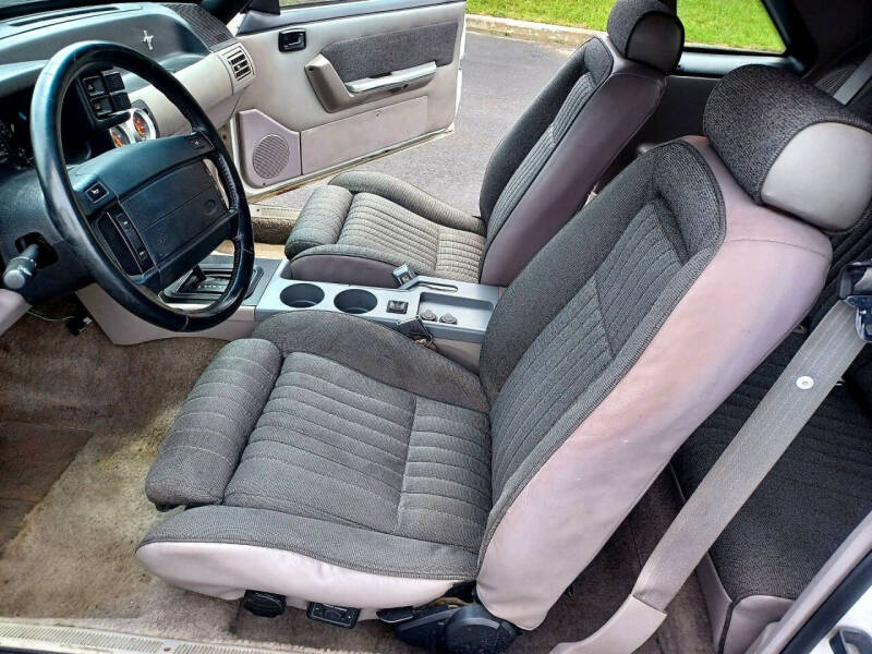 1990 Ford Mustang LX