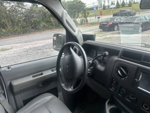 2012 Ford E-Series