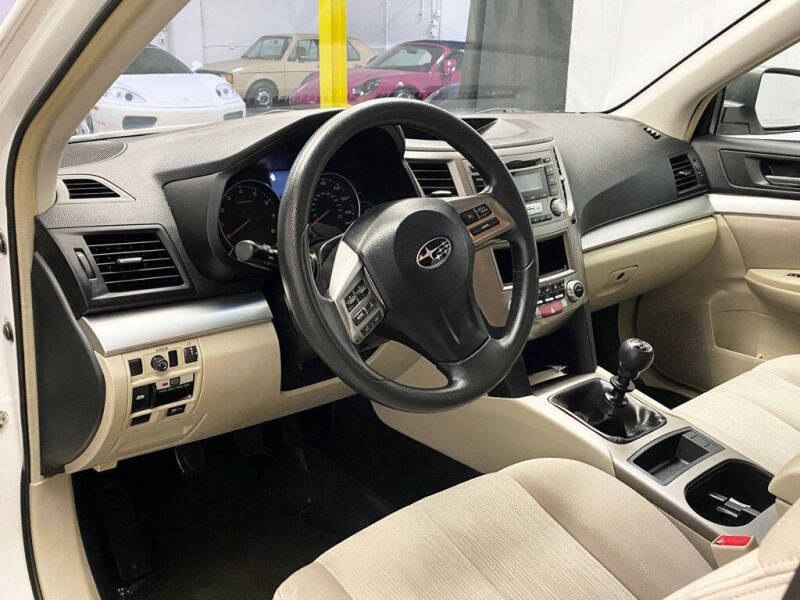 2014 Subaru Outback 2.5i