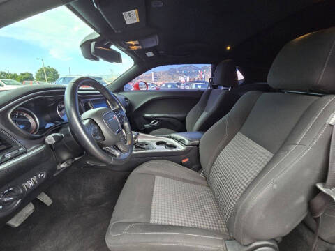 2020 Dodge Challenger SXT