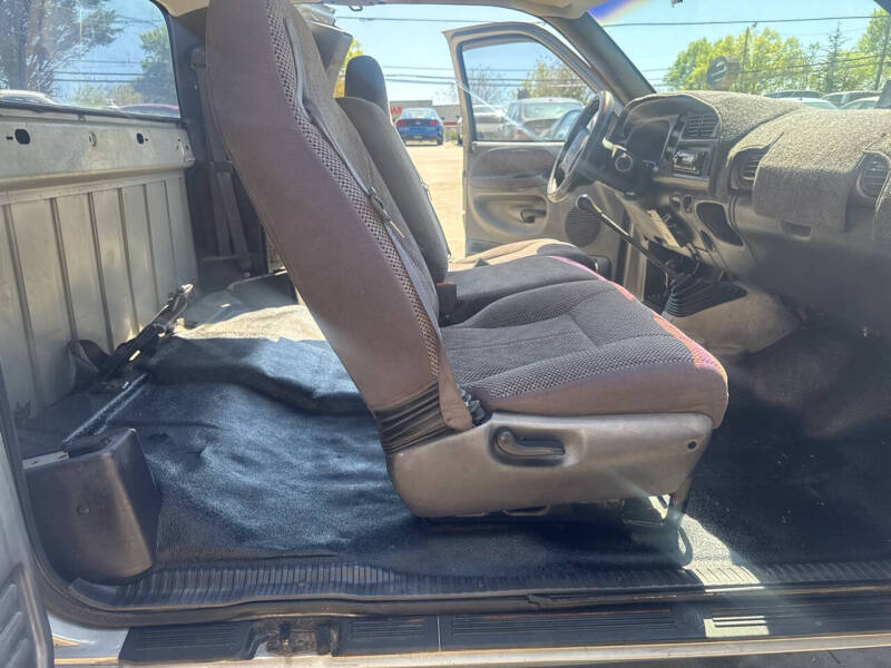 2000 Dodge Ram 3500 SLT