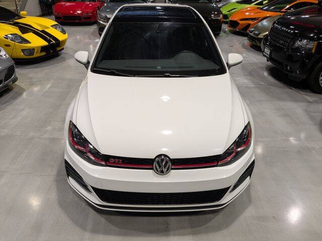 2019 Volkswagen Golf GTI SE