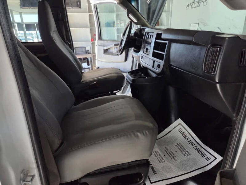 2016 Chevrolet Express LS 2500