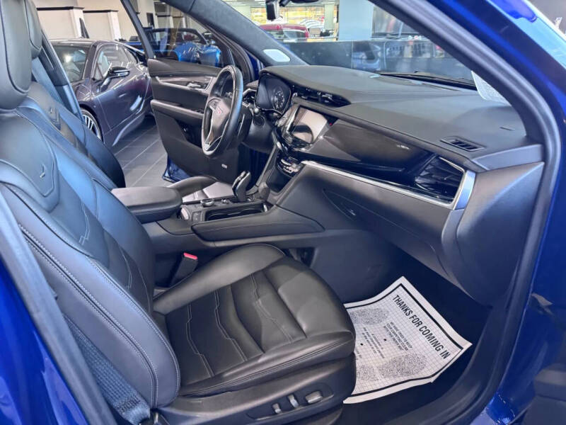 2023 Cadillac XT6 Sport