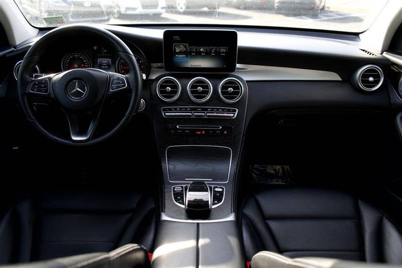 2017 Mercedes-Benz GLC GLC 300 4MATIC