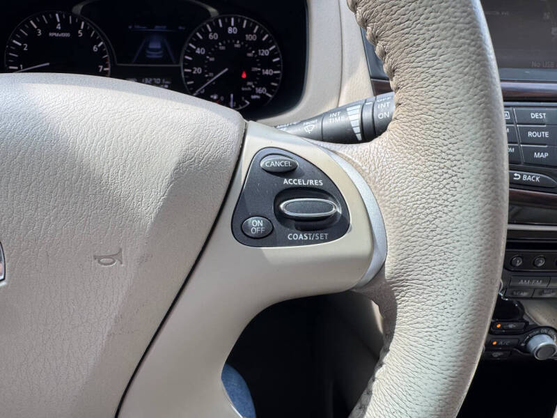 2014 Nissan Pathfinder S