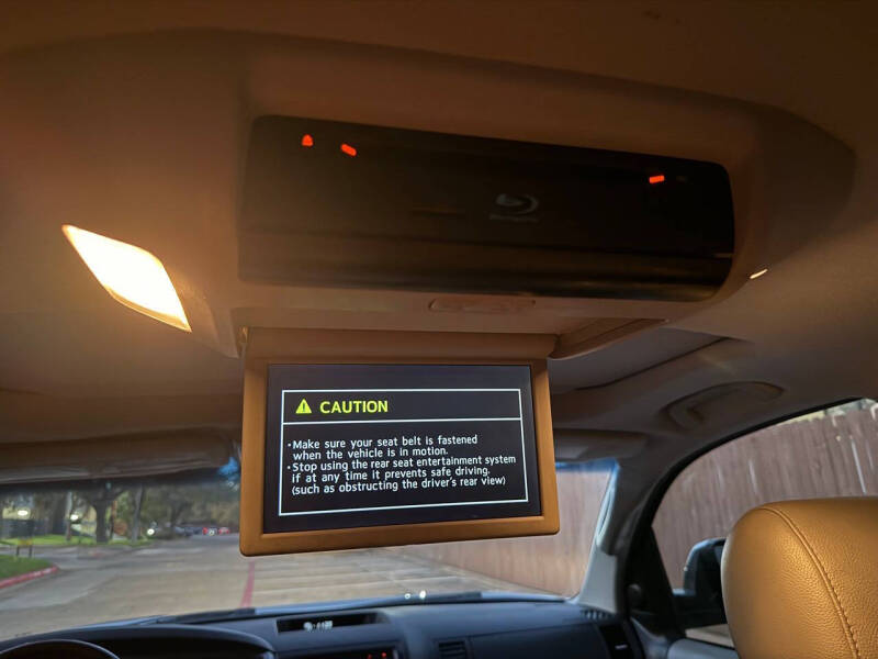 2015 Toyota Sequoia Platinum