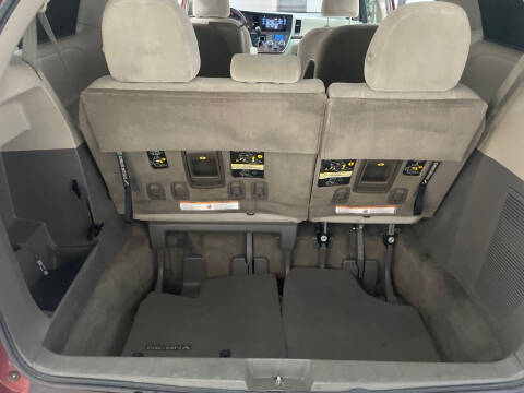 2015 Toyota Sienna
