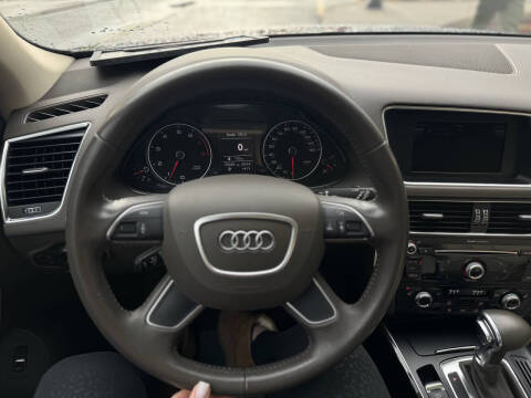 2014 Audi Q5 2.0T quattro Premium Plus