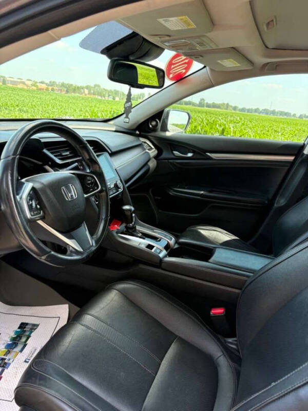 2016 Honda Civic Touring
