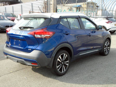2019 Nissan Kicks SR