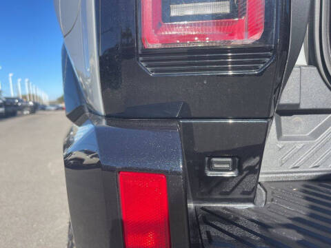 2024 GMC HUMMER EV 2X