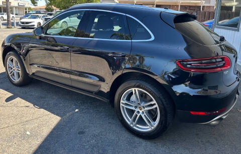 2015 Porsche Macan S