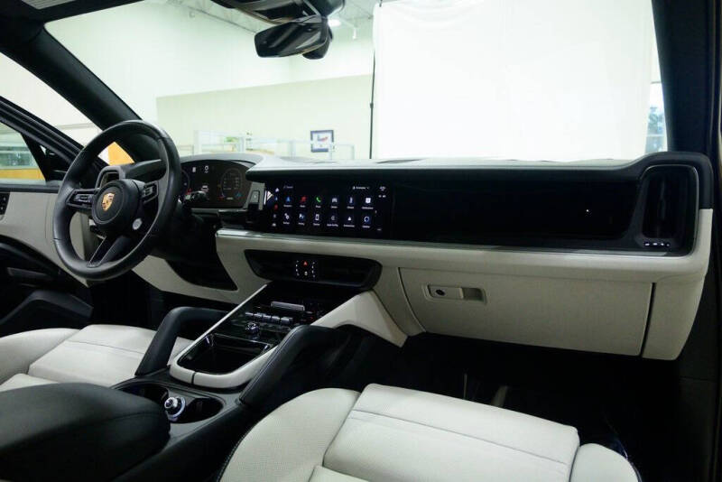 2025 Porsche Cayenne