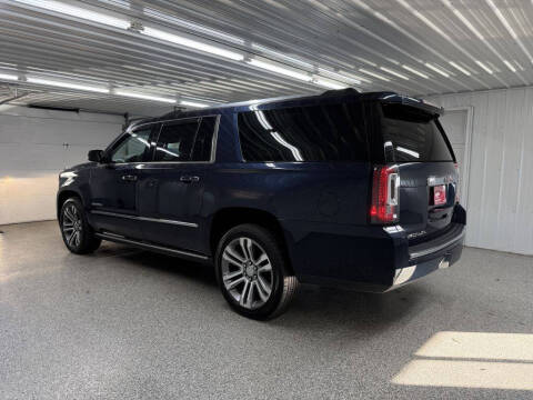 2017 GMC Yukon XL Denali