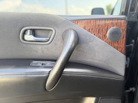 2017 Nissan Armada SV