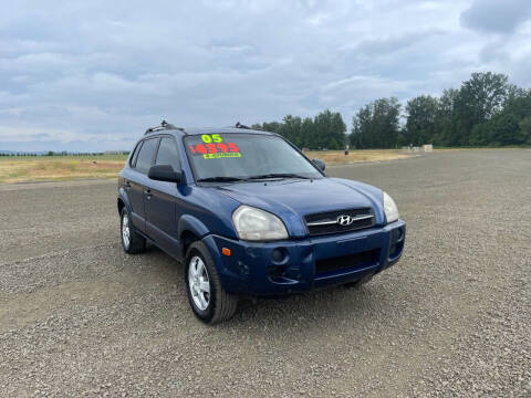 2005 Hyundai Tucson for sale at Car Safari LLC in Independence OR