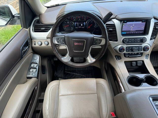 2017 GMC Yukon XL SLT