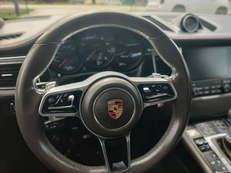 2018 Porsche Macan