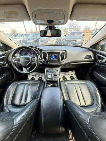 2015 Chrysler 200 C