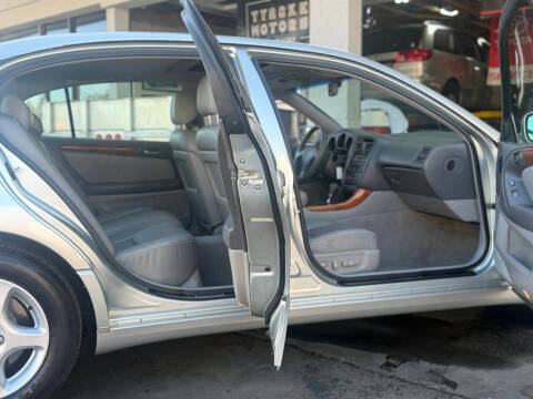 2000 Lexus GS 300