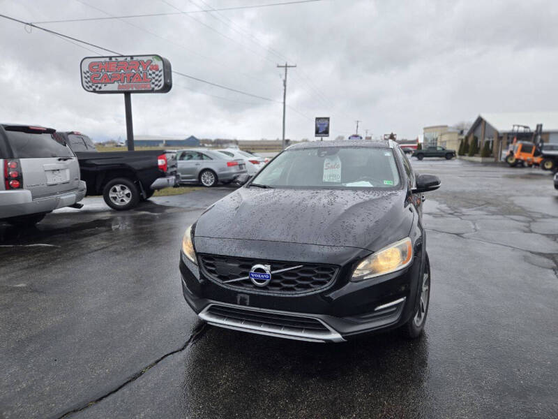 2016 Volvo V60 Cross Country T5