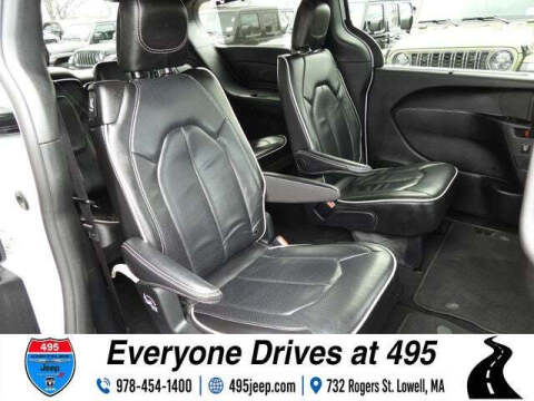 2025 Chrysler Pacifica Limited