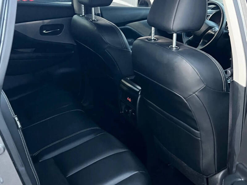 2022 Nissan Murano SV