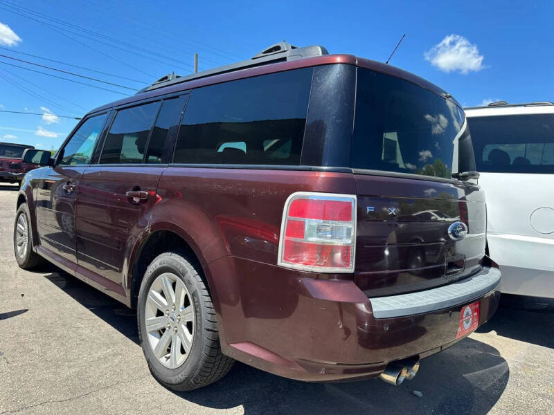 2010 Ford Flex SE
