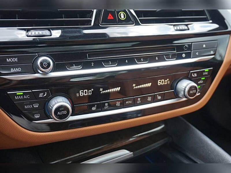 2017 BMW 5 Series 540i