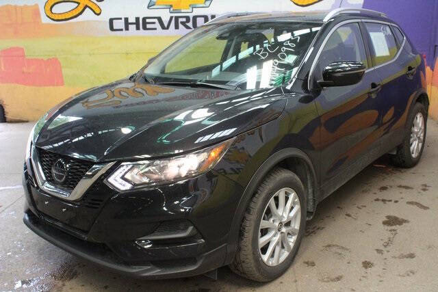 Used 2022 Nissan Rogue Sport SV with VIN JN1BJ1BW8NW490983 for sale in Grand Ledge, MI