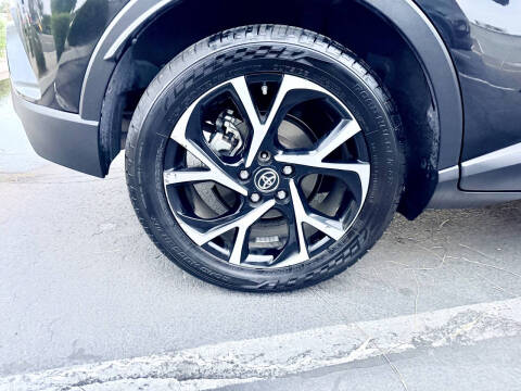 2018 Toyota C-HR XLE