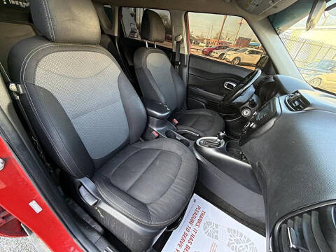 2017 Kia Soul +