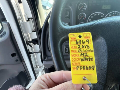 2013 Freightliner M2 106