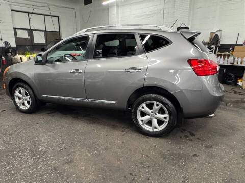 2011 Nissan Rogue SV