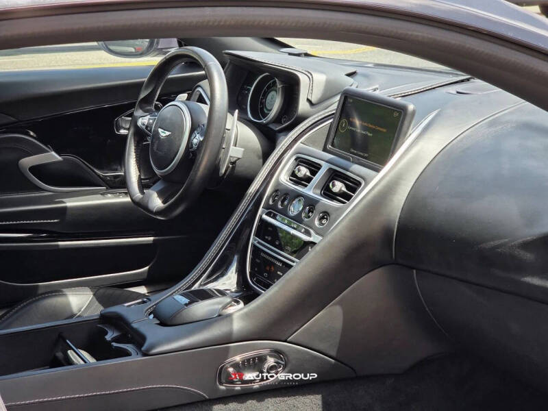 2017 Aston Martin DB11