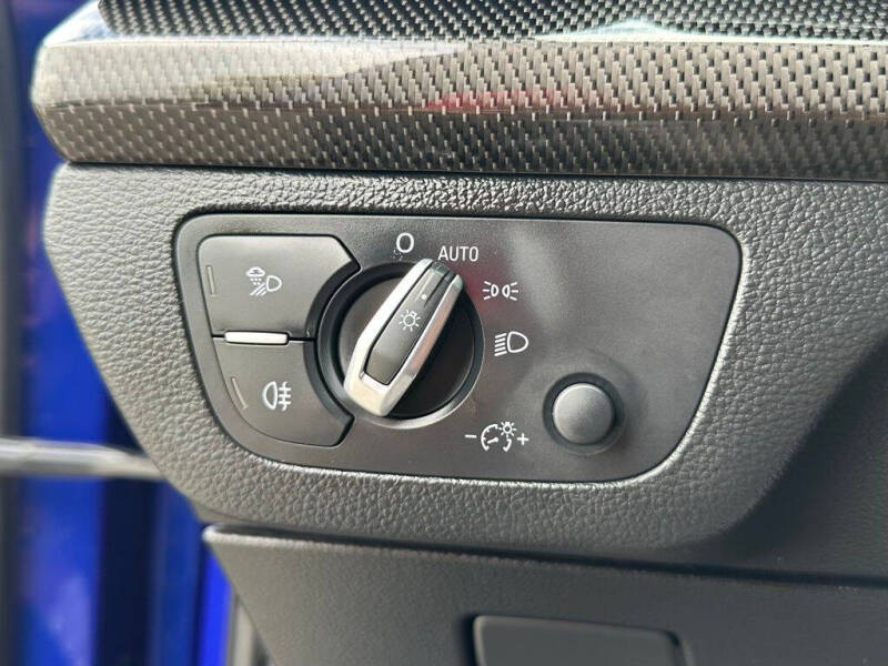 2022 Audi SQ5 3.0T quattro Premium Plus